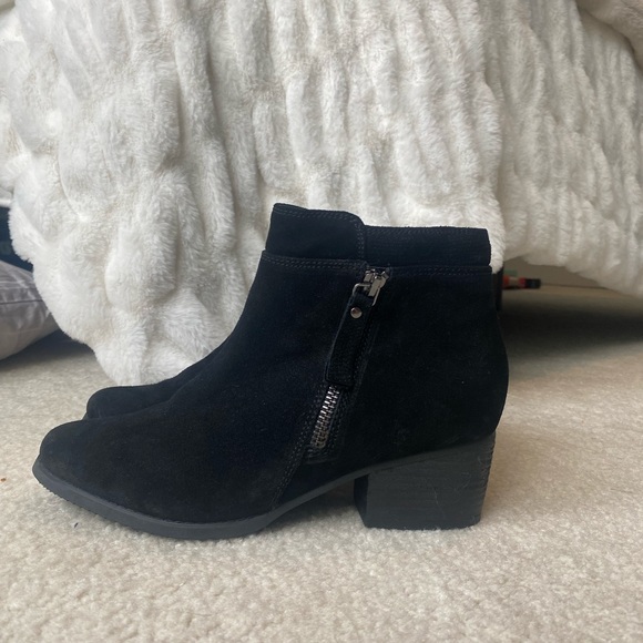 Blondo black suede zip up bootie waterproof 7.5 - Picture 3 of 5